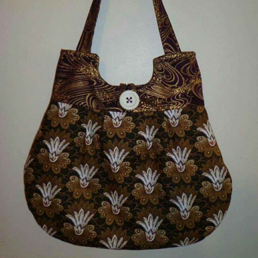 White floral bag